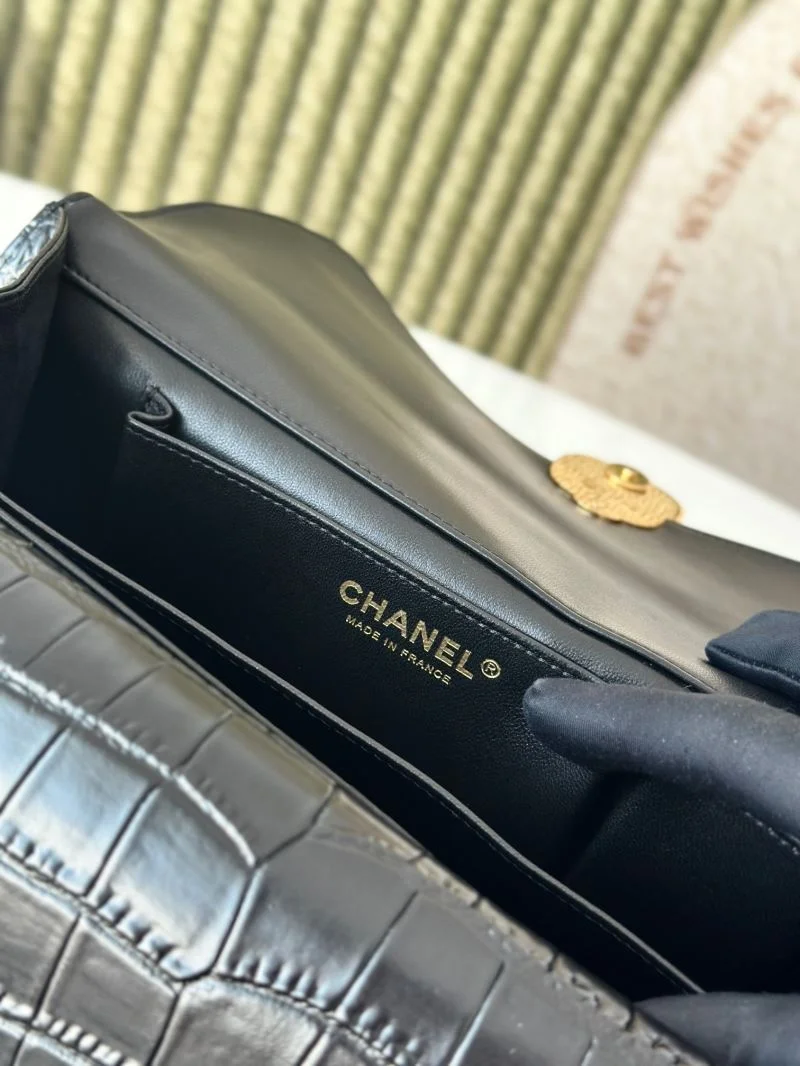 Unique Chanel Cosmetic Bags 53305