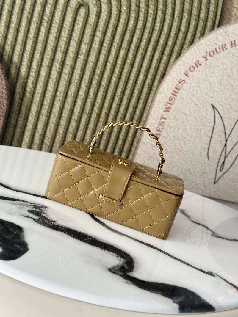 FlexibleFit Chanel Cosmetic Bags 53267