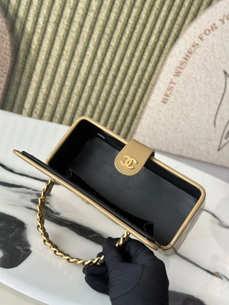 FlexibleFit Chanel Cosmetic Bags 53267