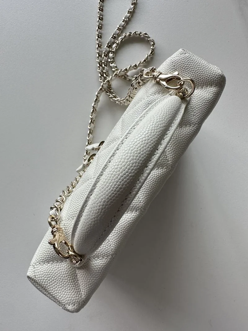 Chanel Cosmetic Bags EyeCatching 53298