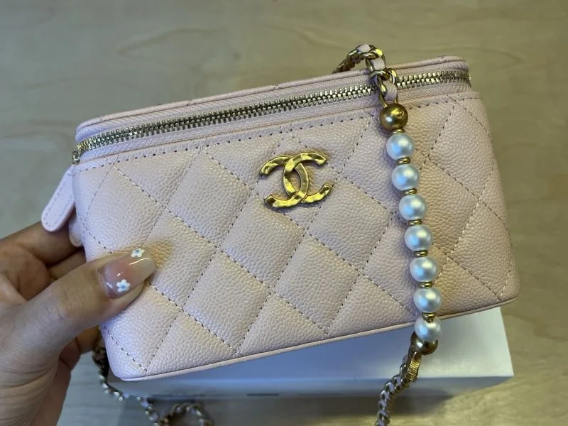 Sustainable Chanel Cosmetic Bags 53264
