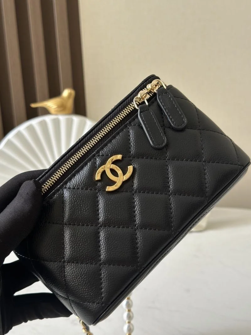 Chanel Cosmetic Bags Bold 53260