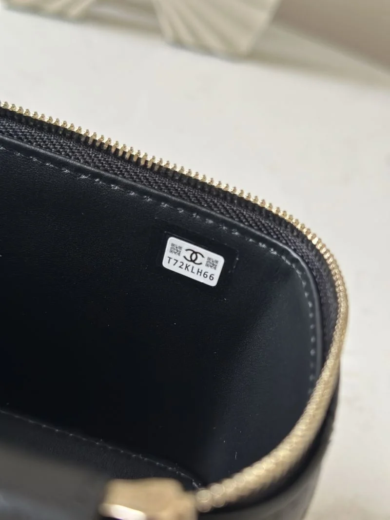Chanel Cosmetic Bags Bold 53260