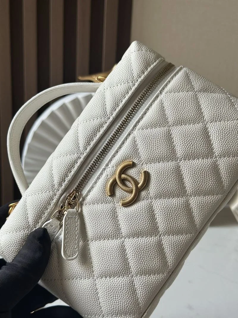 UrbanChic Chanel Cosmetic Bags 53259