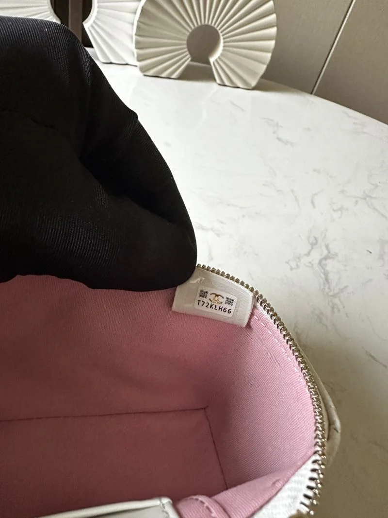 UrbanChic Chanel Cosmetic Bags 53259
