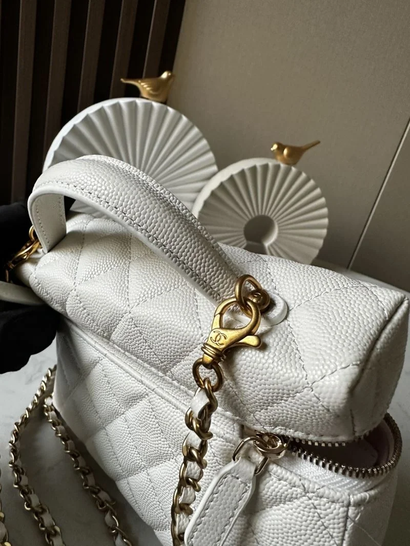 UrbanChic Chanel Cosmetic Bags 53259