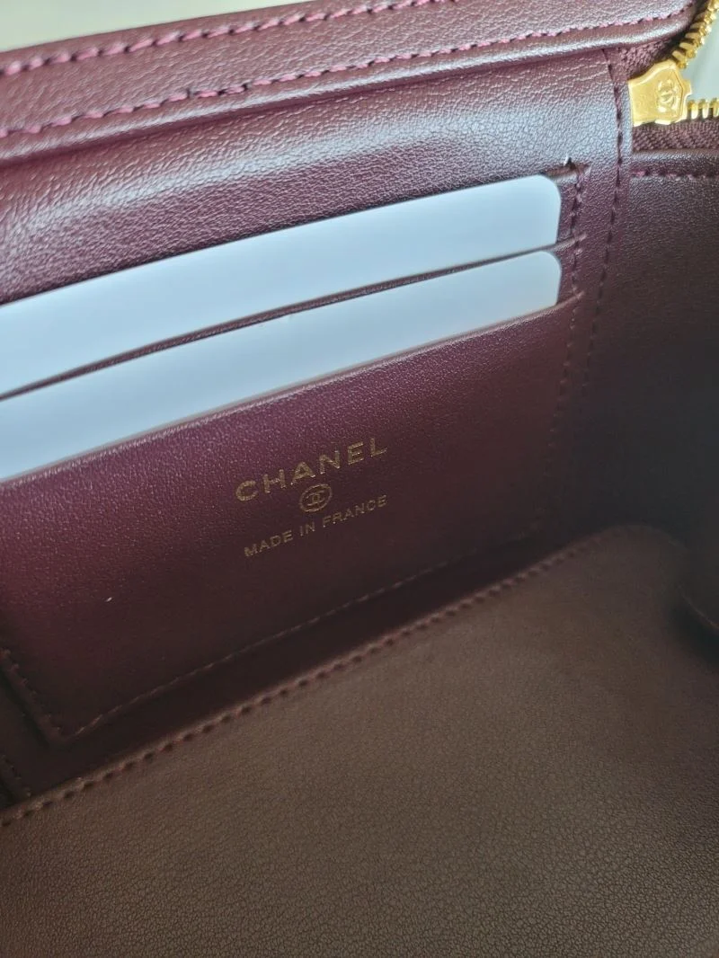 FashionForward Chanel Cosmetic Bags 55125
