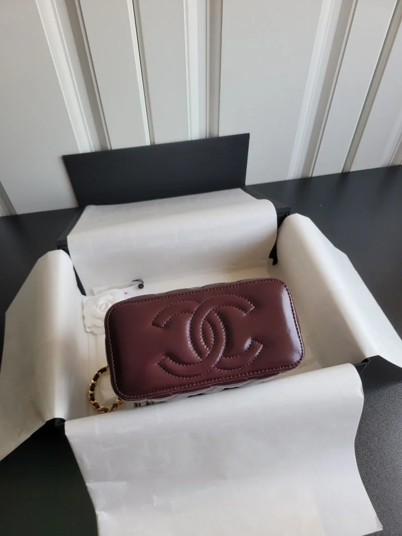 FashionForward Chanel Cosmetic Bags 55125