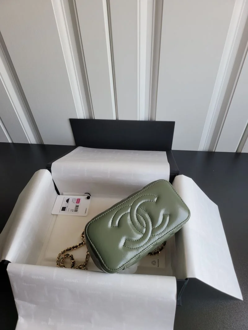 Chanel Cosmetic Bags Lightweight 55130