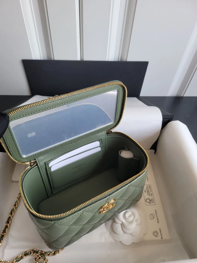Chanel Cosmetic Bags Lightweight 55130