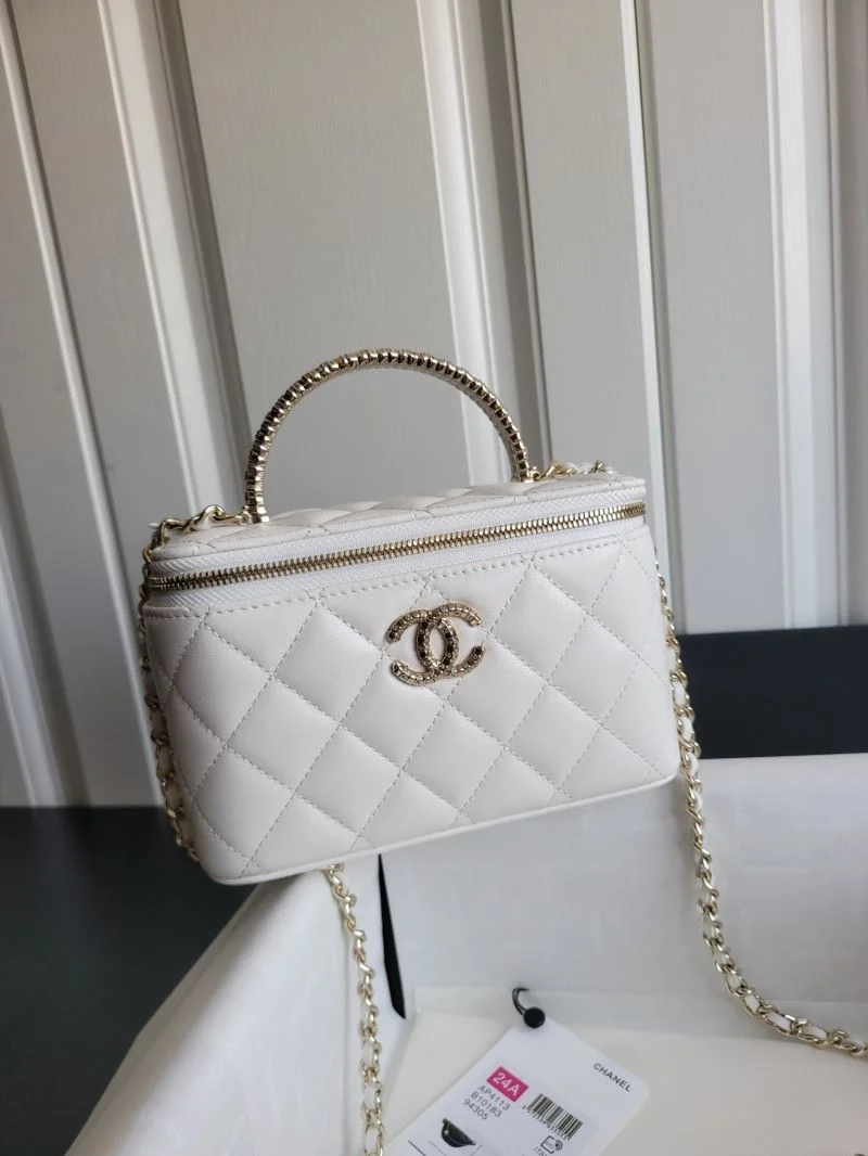 Bright Chanel Cosmetic Bags 55162