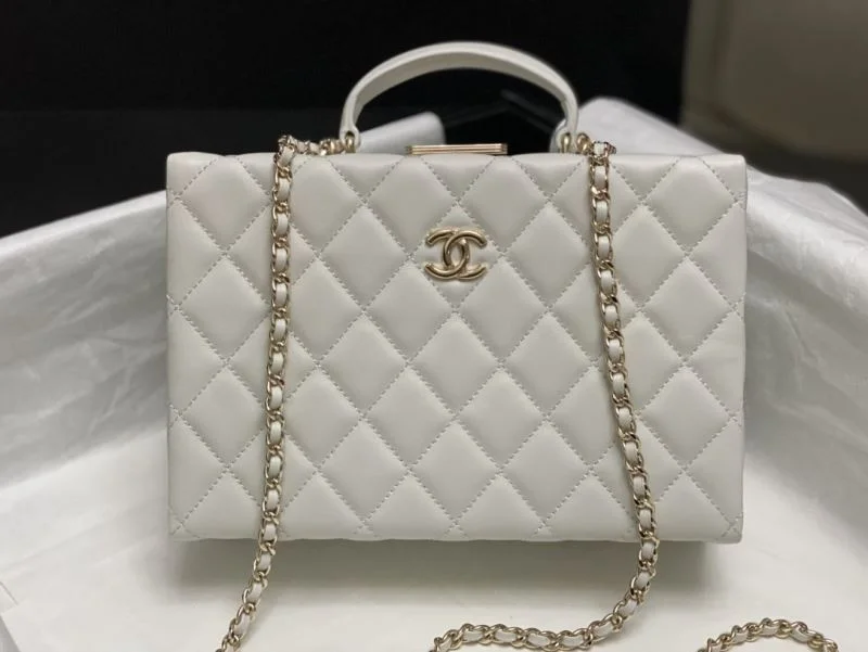 Chanel Cosmetic Bags EasyMatch 55117
