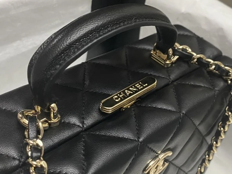 Chanel Cosmetic Bags Unisex 55114
