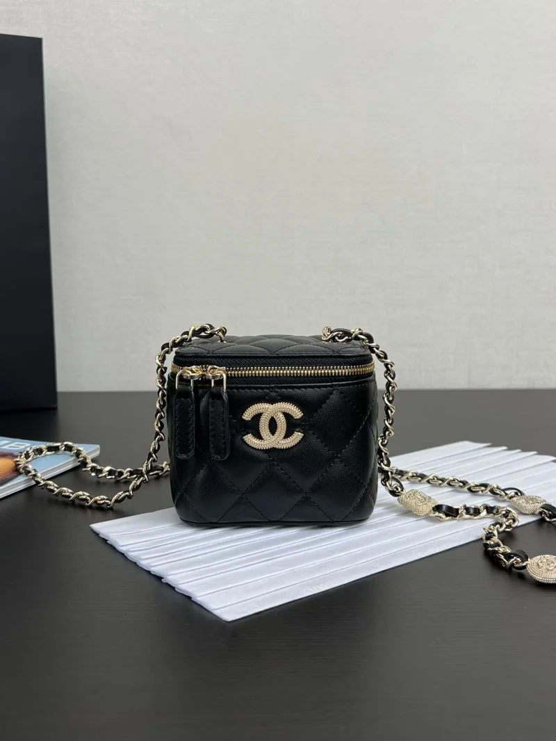 Soft Chanel Cosmetic Bags 55111