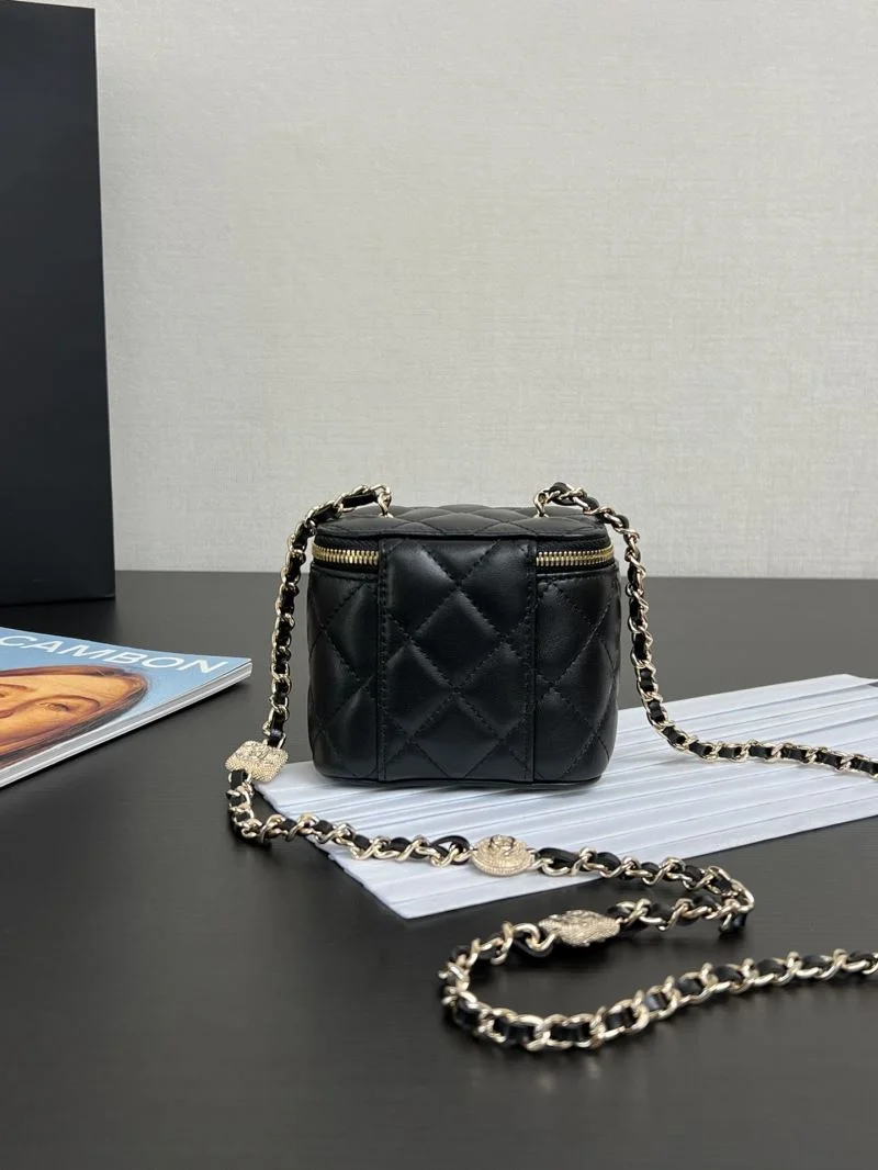 Soft Chanel Cosmetic Bags 55111