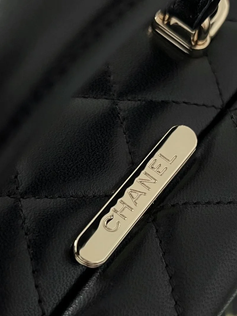 Chanel Cosmetic Bags RelaxedFit 55137