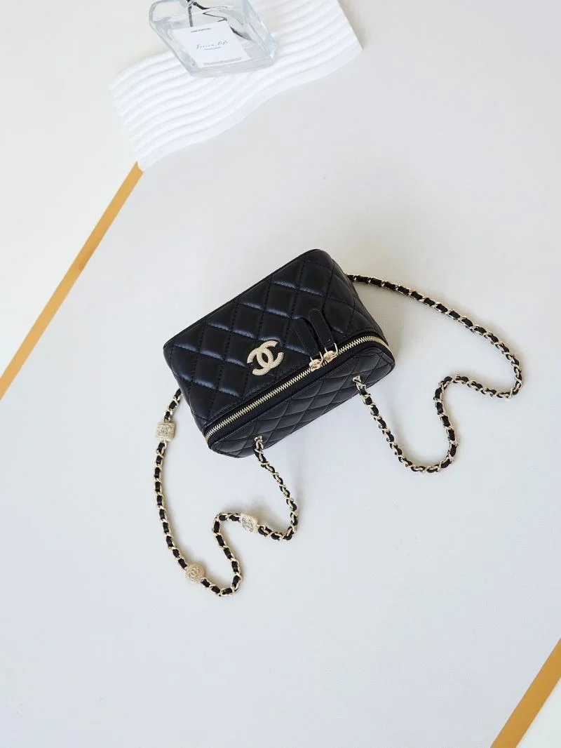 Chanel Cosmetic Bags Bold 55121