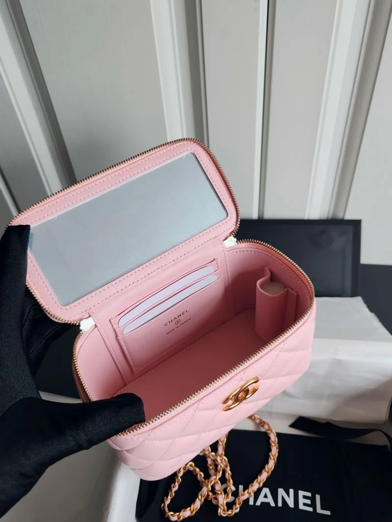 Chanel Cosmetic Bags Sporty 55106