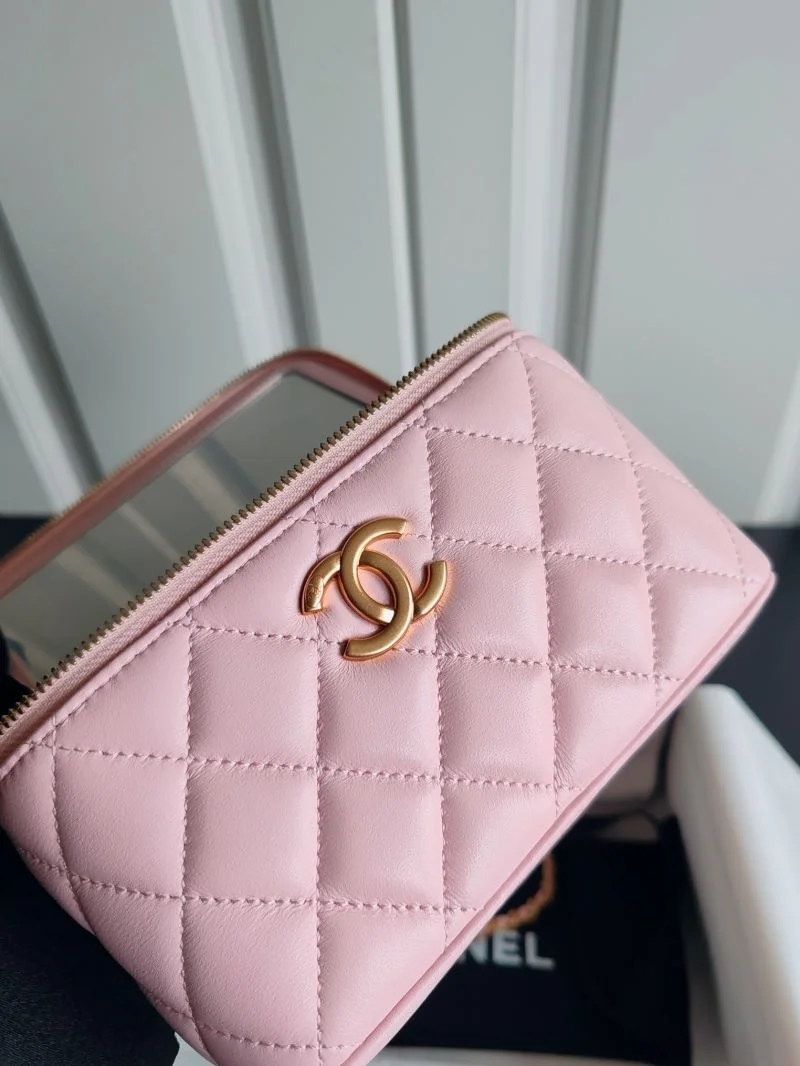 Chanel Cosmetic Bags Sporty 55106