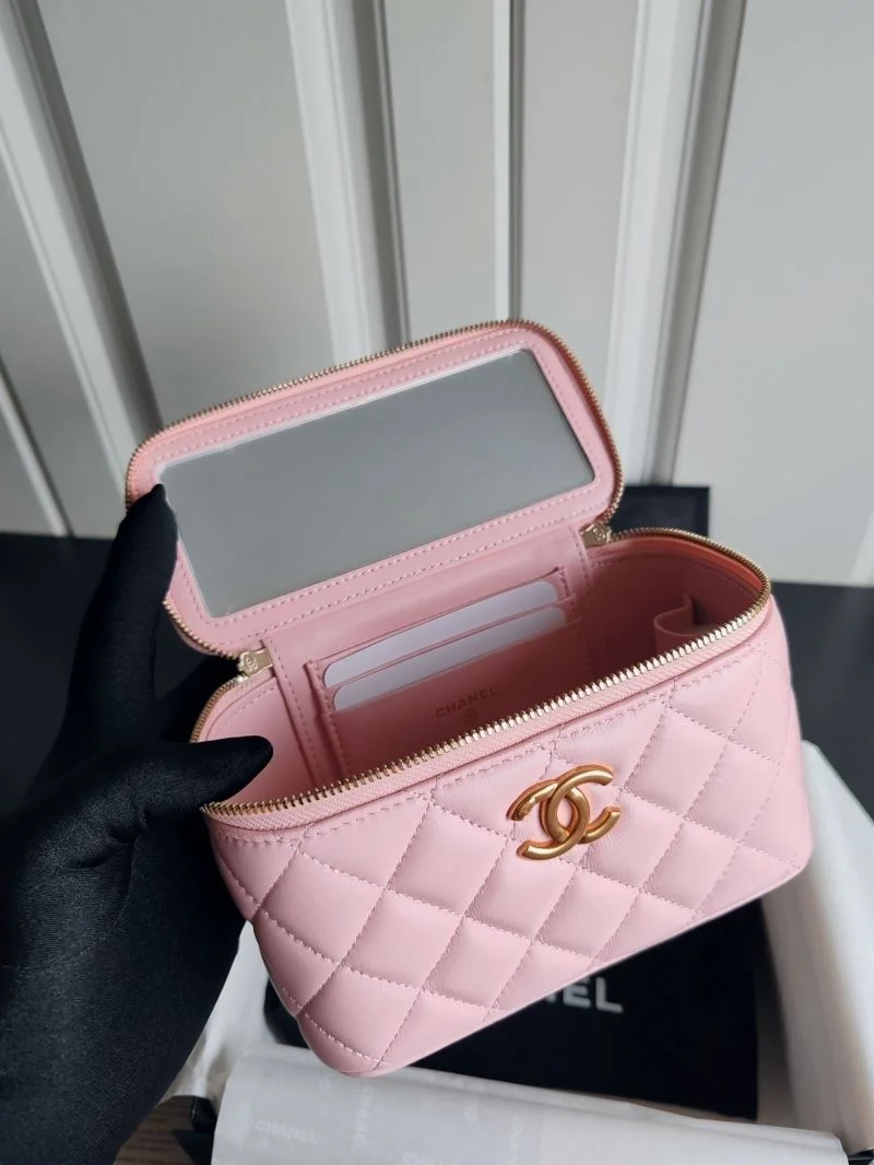 Chanel Cosmetic Bags Sporty 55106