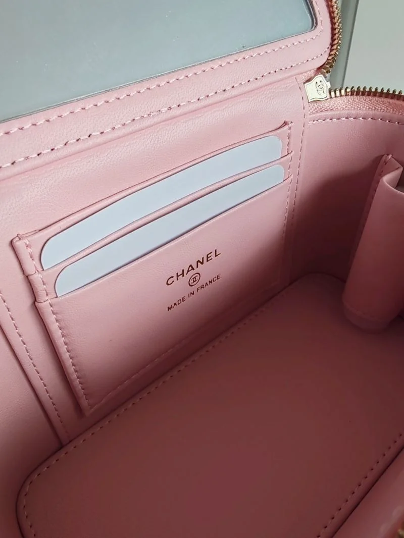 Chanel Cosmetic Bags Sporty 55106