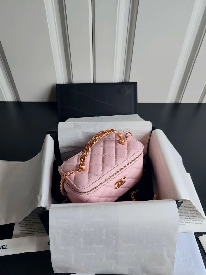 Chanel Cosmetic Bags Sporty 55106