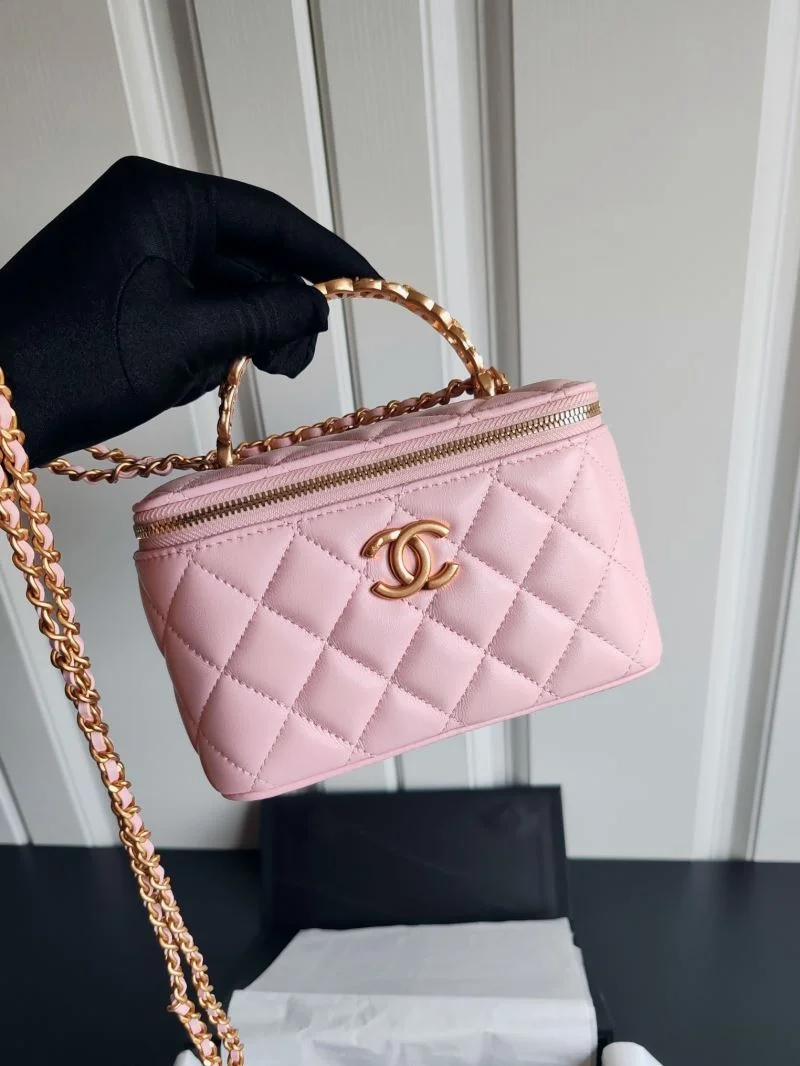 Chanel Cosmetic Bags Sporty 55106