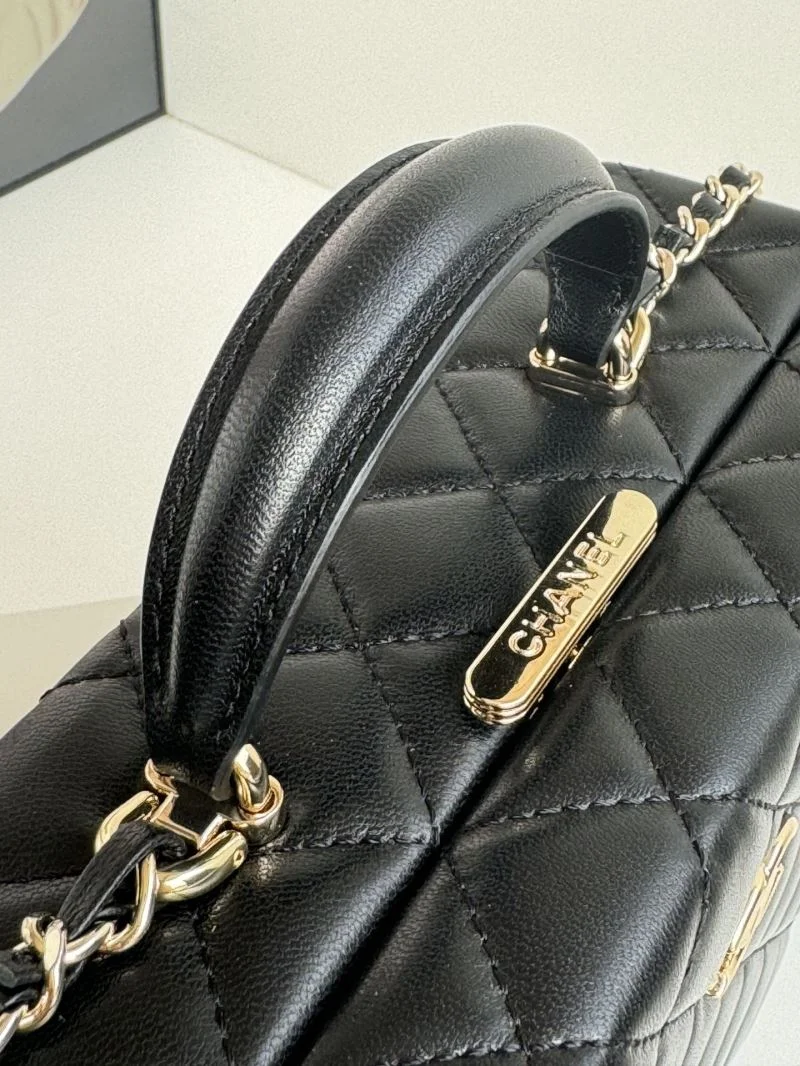 Chanel Cosmetic Bags Attractive 55100