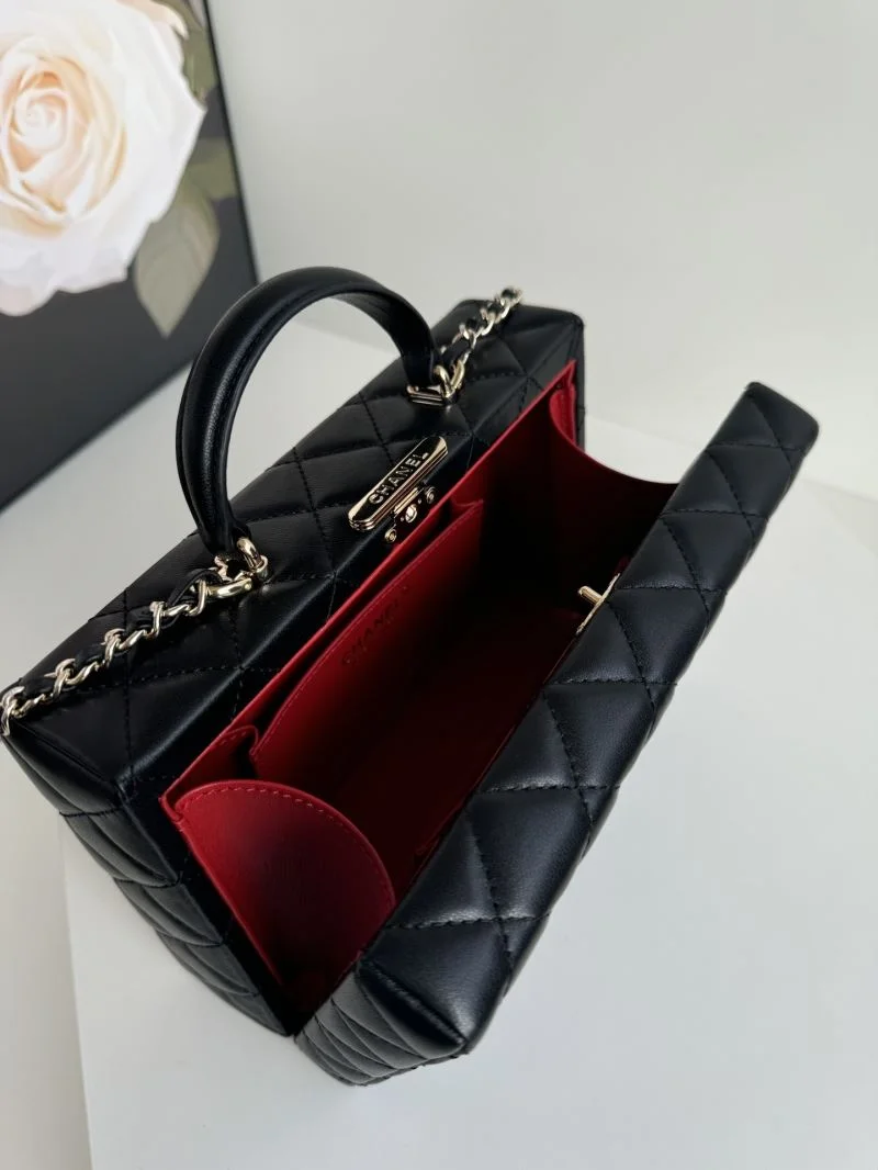 Chanel Cosmetic Bags Attractive 55100