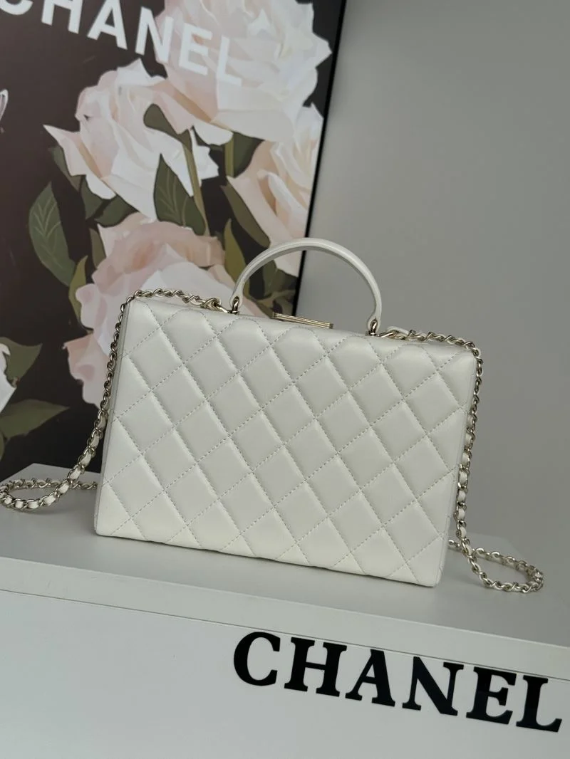 WellDesigned Chanel Cosmetic Bags 55103