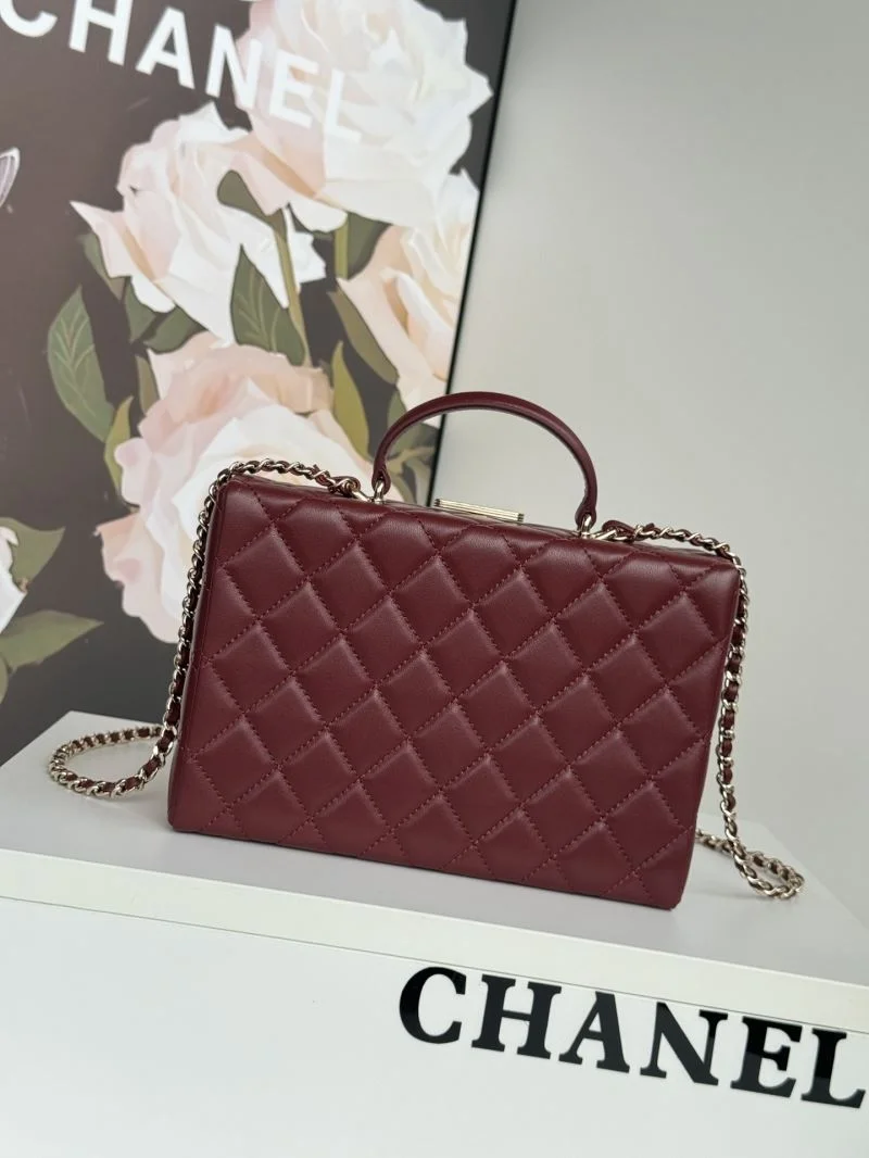 Attractive Chanel Cosmetic Bags 55134