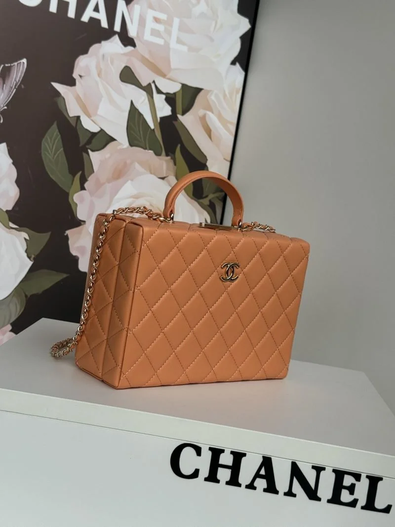 Chanel Cosmetic Bags Durable 55102
