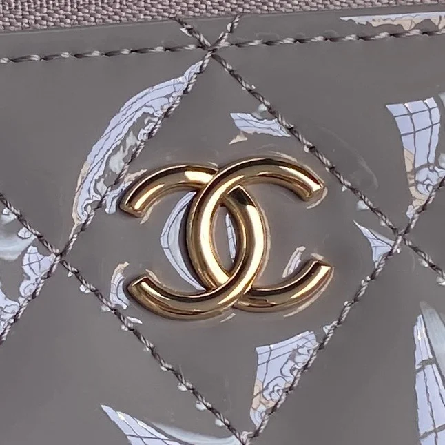 Neat Chanel Cosmetic Bags 55101