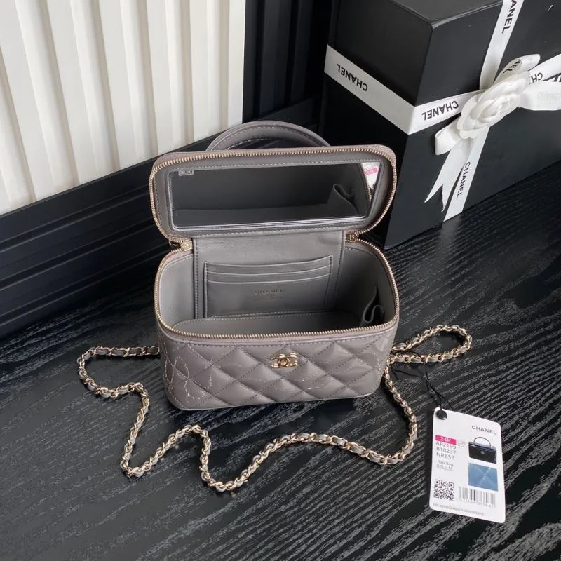 Neat Chanel Cosmetic Bags 55101
