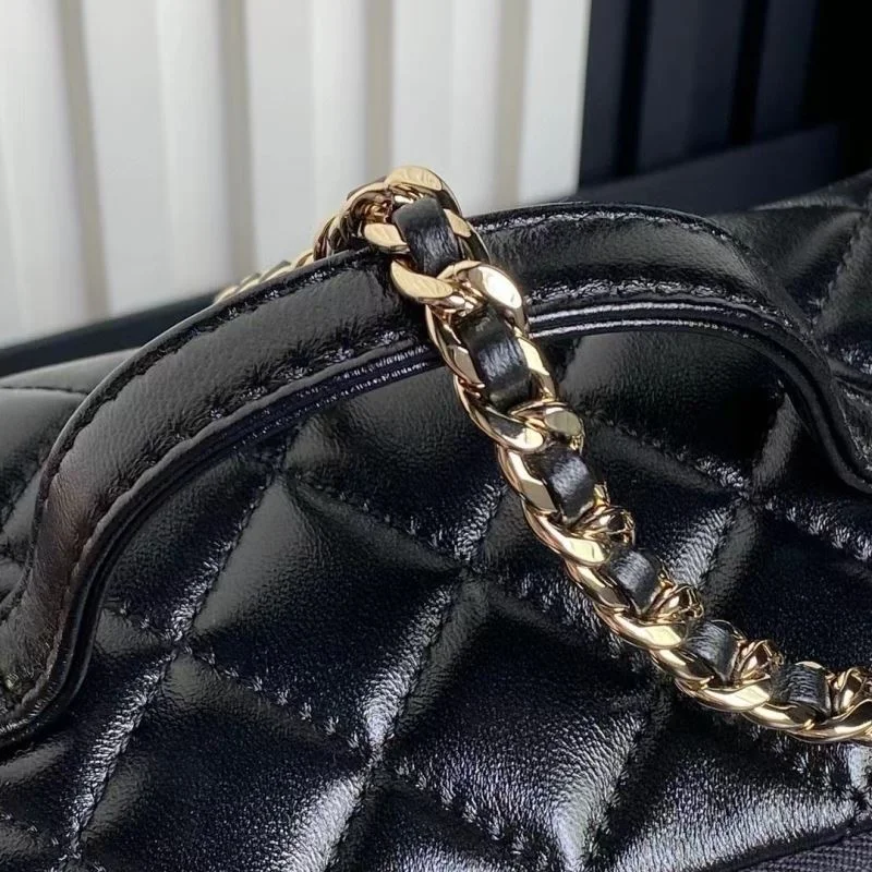 Chanel Cosmetic Bags Youthful 55097