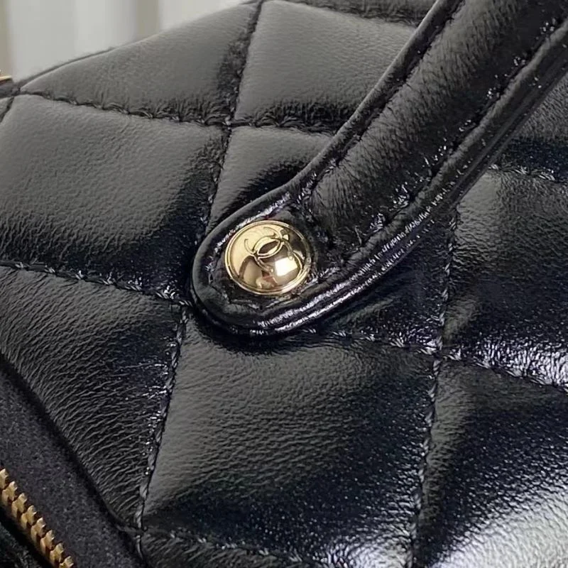 Chanel Cosmetic Bags Youthful 55097