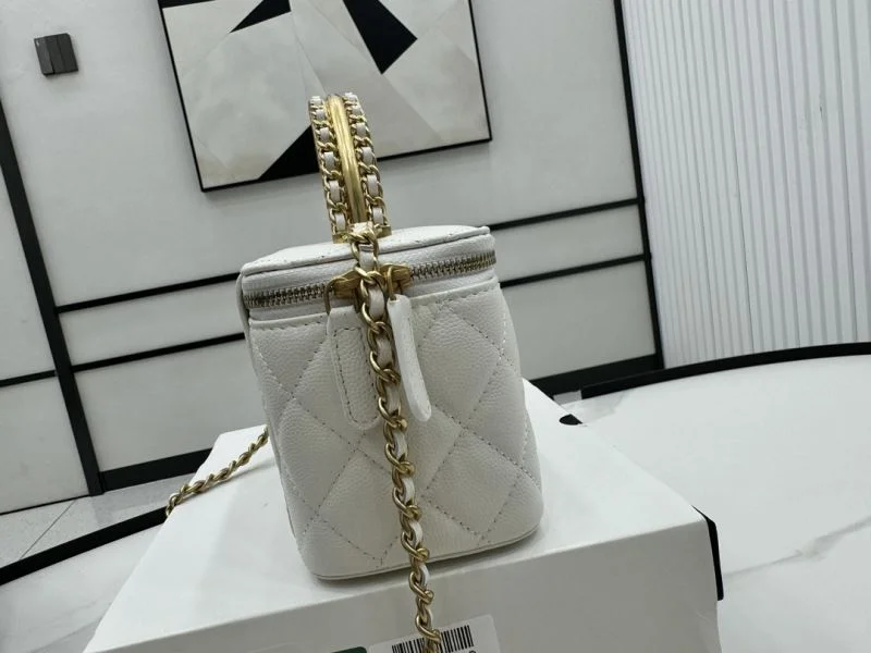 Chanel Cosmetic Bags Stretchable 37613