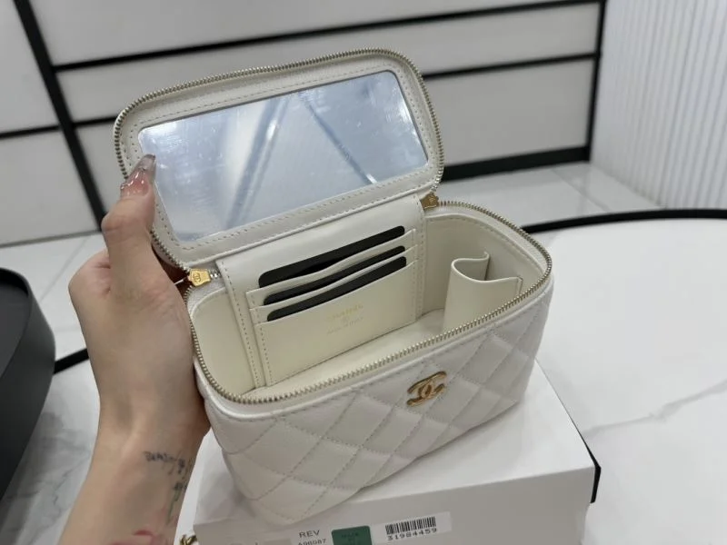 Chanel Cosmetic Bags Stretchable 37613