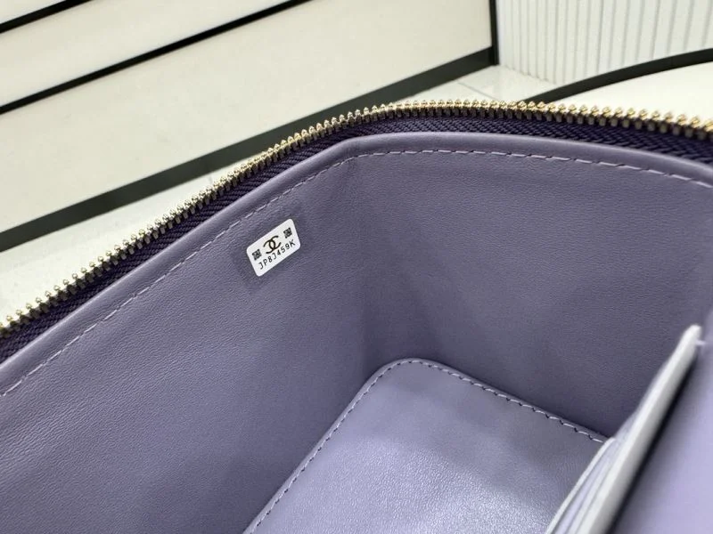 Chanel Cosmetic Bags Breathable 55098