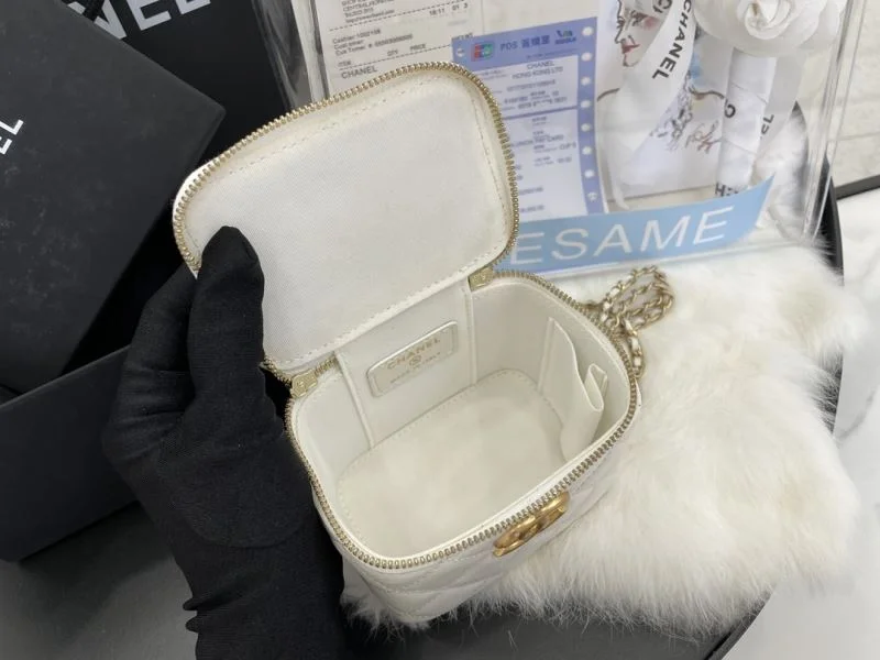 Chanel Cosmetic Bags Durable 55118