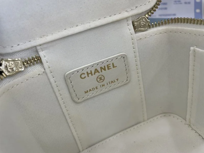 Chanel Cosmetic Bags Durable 55118