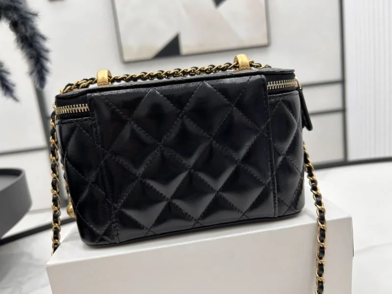 Chanel Cosmetic Bags Trendy 55091