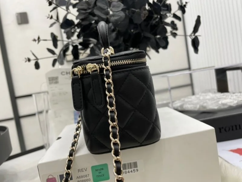 Modern Chanel Cosmetic Bags 55089
