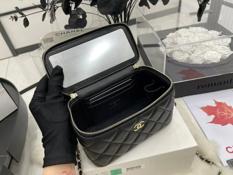 Modern Chanel Cosmetic Bags 55089