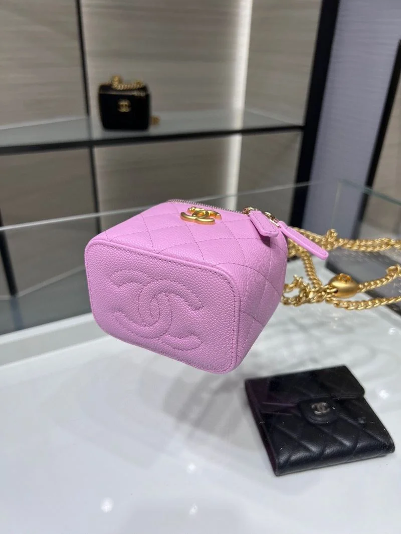 Chanel Cosmetic Bags SunProtective 55082