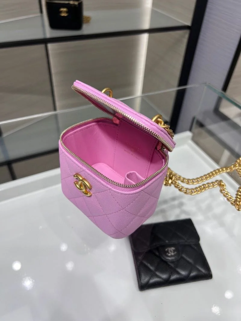 Chanel Cosmetic Bags SunProtective 55082