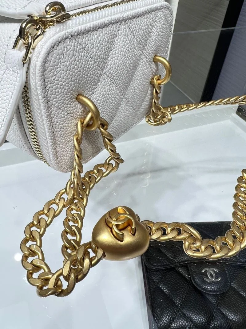 Functional Chanel Cosmetic Bags 55085