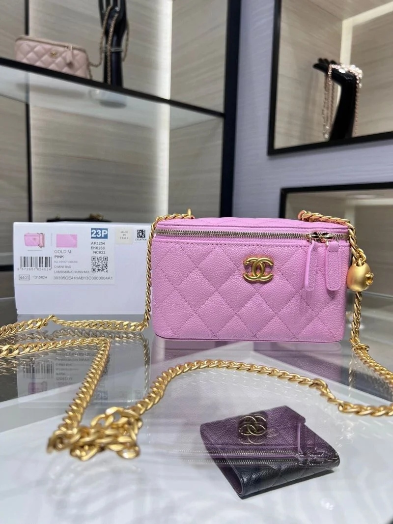 Chanel Cosmetic Bags RelaxedFit 55081