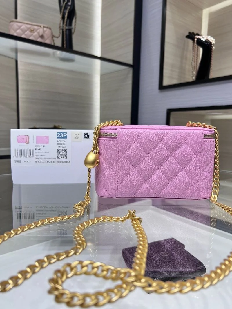 Chanel Cosmetic Bags RelaxedFit 55081