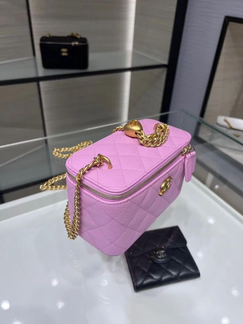 Chanel Cosmetic Bags RelaxedFit 55081